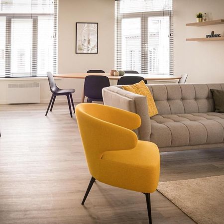 Etage 2 - Appartement In Centrum, 300M Van Zee En Gratis Parking Ostende Exterior foto