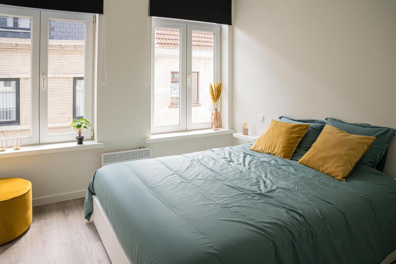 Etage 2 - Appartement In Centrum, 300M Van Zee En Gratis Parking Ostende Exterior foto