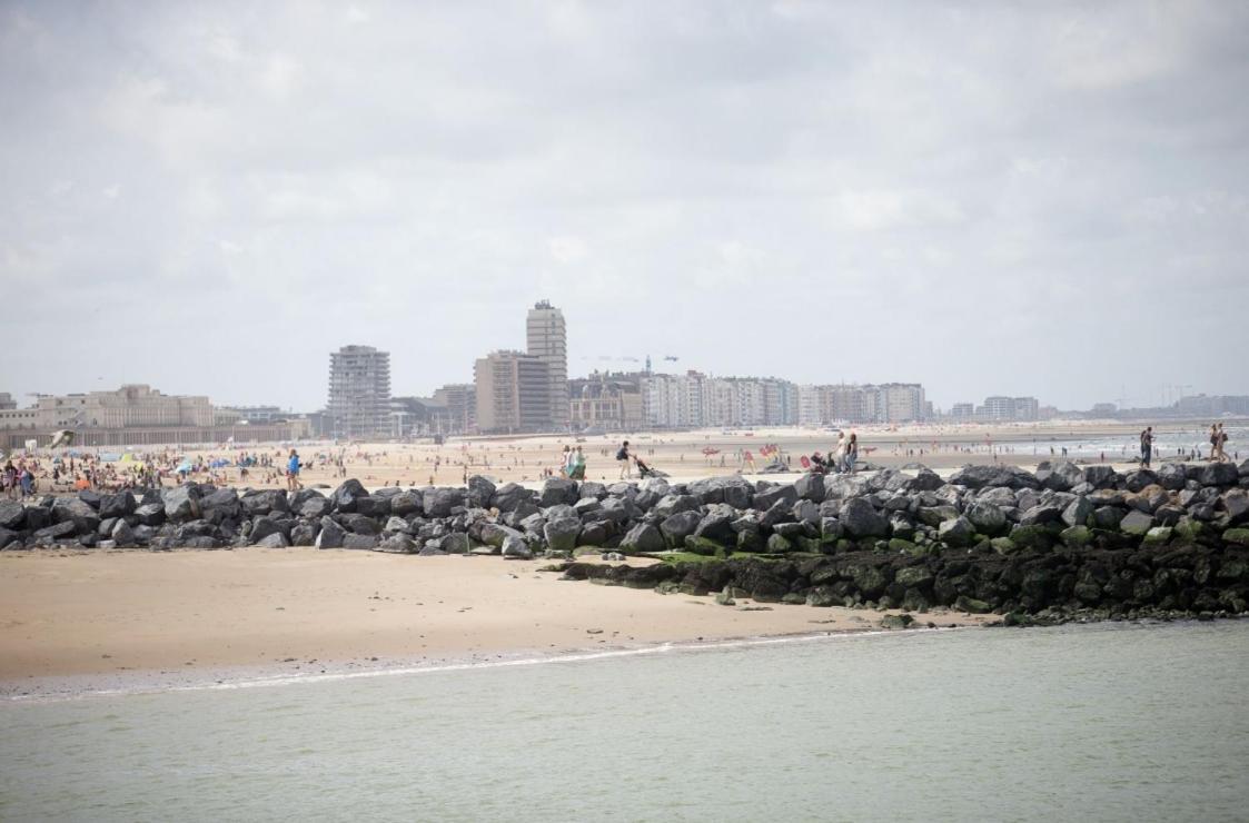 Etage 2 - Appartement In Centrum, 300M Van Zee En Gratis Parking Ostende Exterior foto